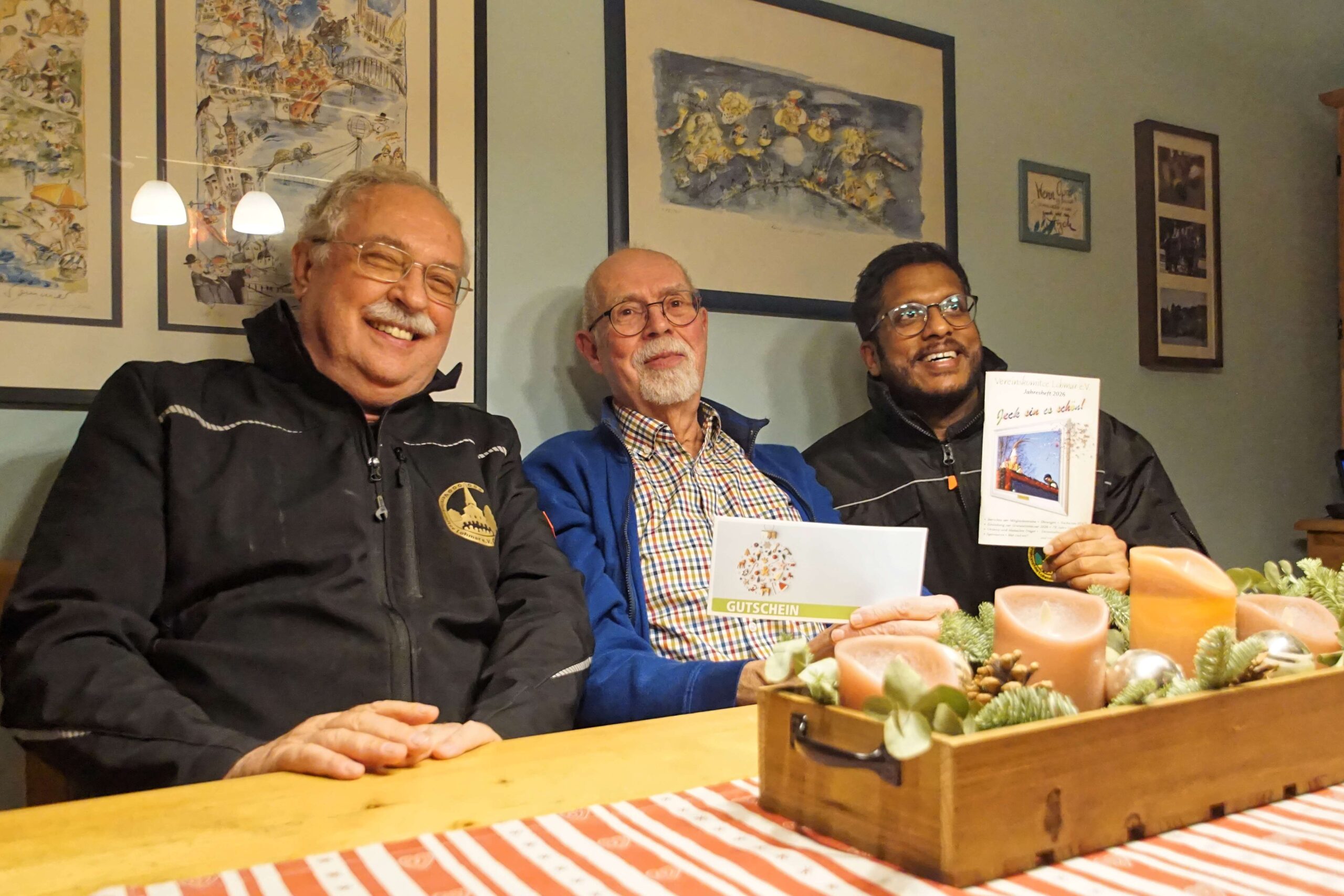 2025-12-05 KHB Danke 3 klein v.l. Markus Schwedes (Beisitzer), Karl-Heinz Bayer, Simon Schilling (stellvertr. Vorsitzender)